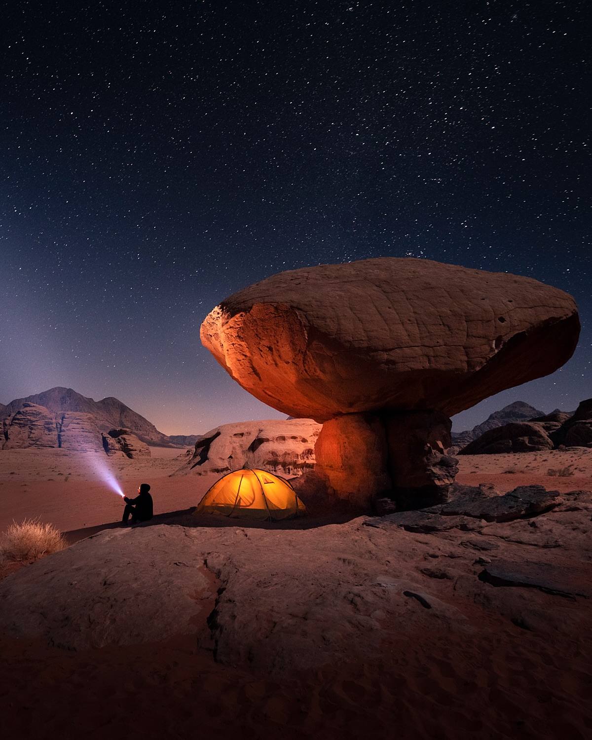 6 Hours Jeep Tour in Wadi Rum with Bedouin Bivouac Camping – Sleep Under the Stars
